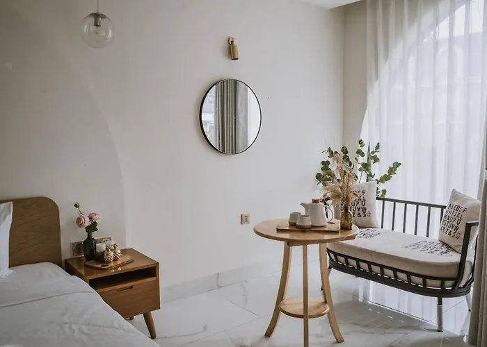 Maple Suite Hotel & Apartment Đà Nẵng