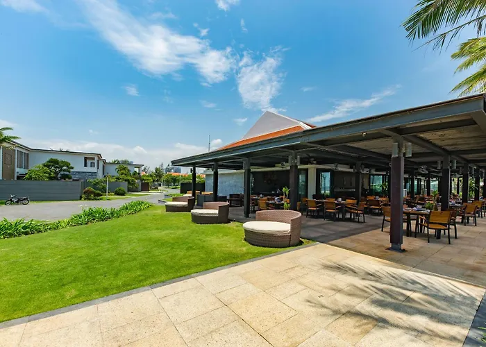 Emblem Sea 3 Bedroom Villas Đà Nẵng