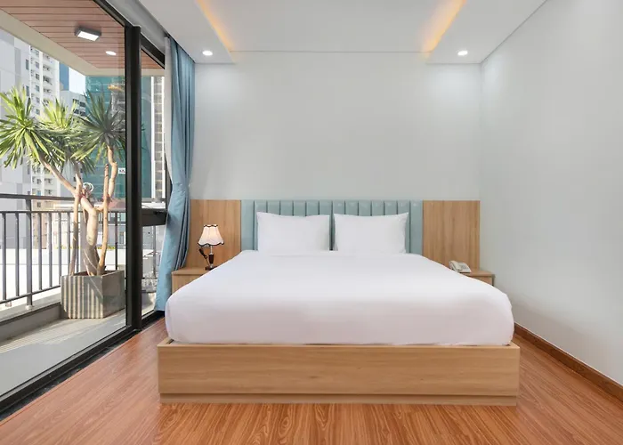 Hummer Hotel&Apartment Da Nang Beach